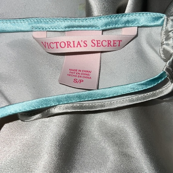 Victoria's Secret Green and Orange Chemise with Halter Neck - Picture 6 of 8